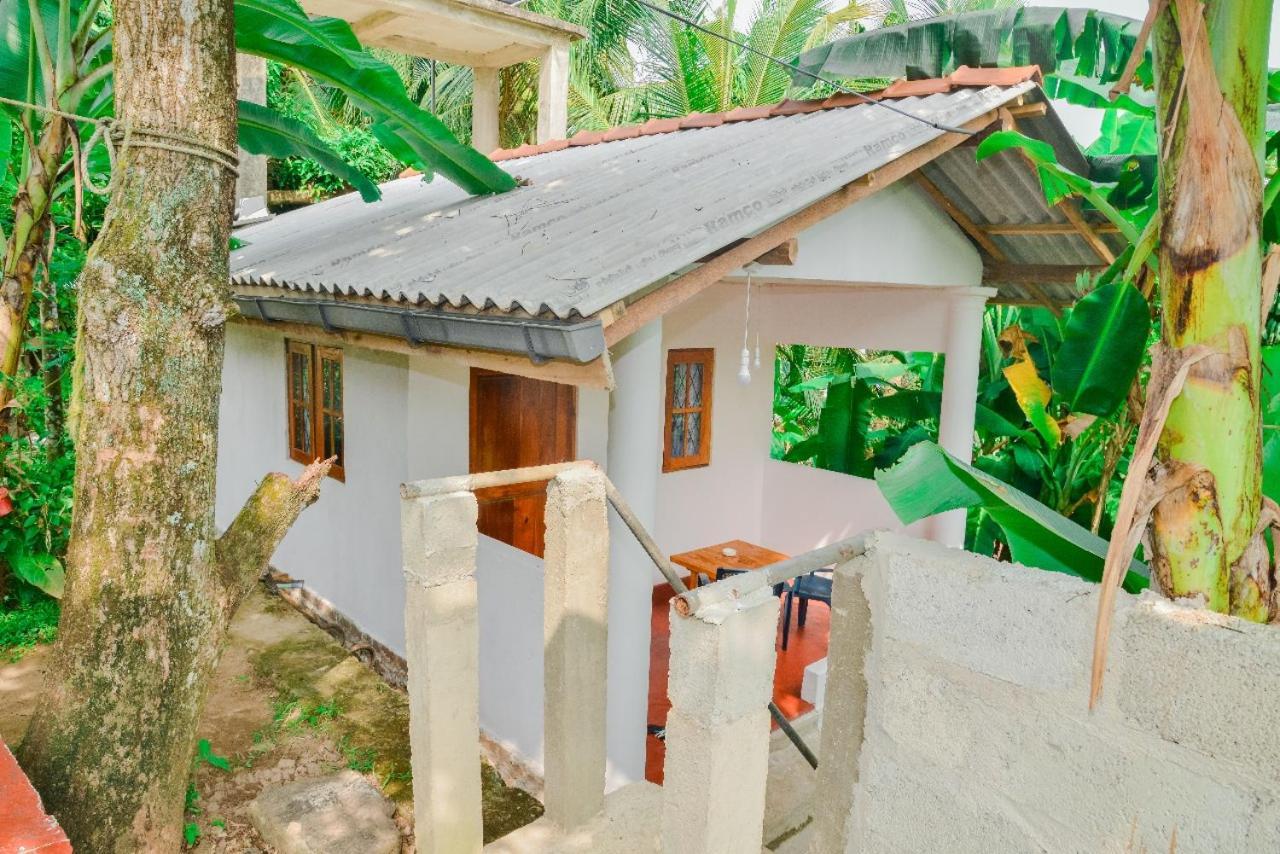 Apartamento Pradeepa House Unawatuna Exterior foto